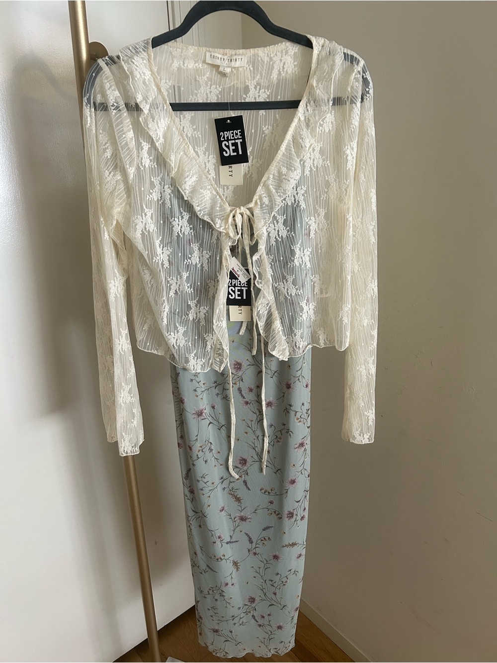 NWT Thirty Thirty 2 Piece Floral Midi Dress & Lace Tie Front Cardigan Large - Picture 3 of 9